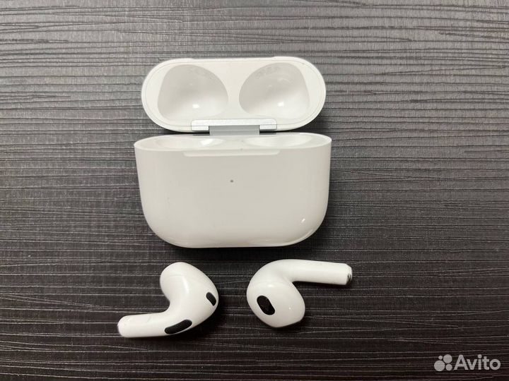 Беспроводные наушники apple airpods 3