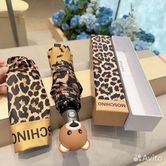 Зонт moschino в трендовой расцветке новый