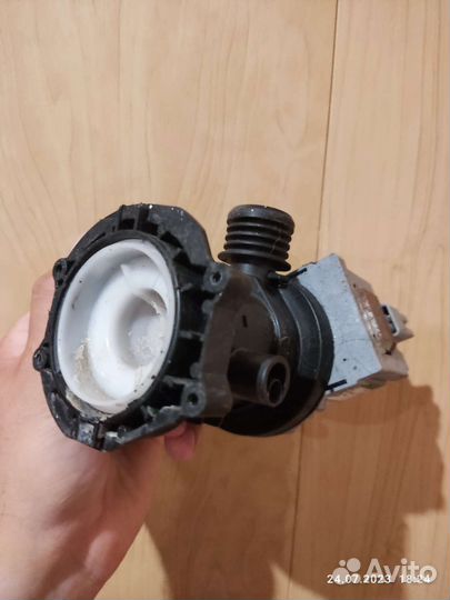 Насос (помпа) Hotpoint Ariston