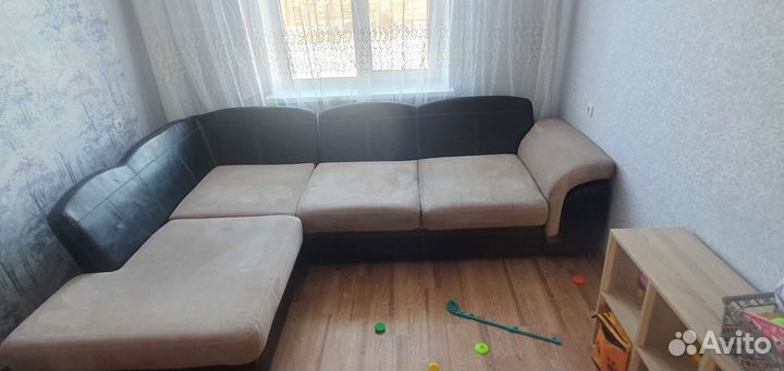 Диван угловой
