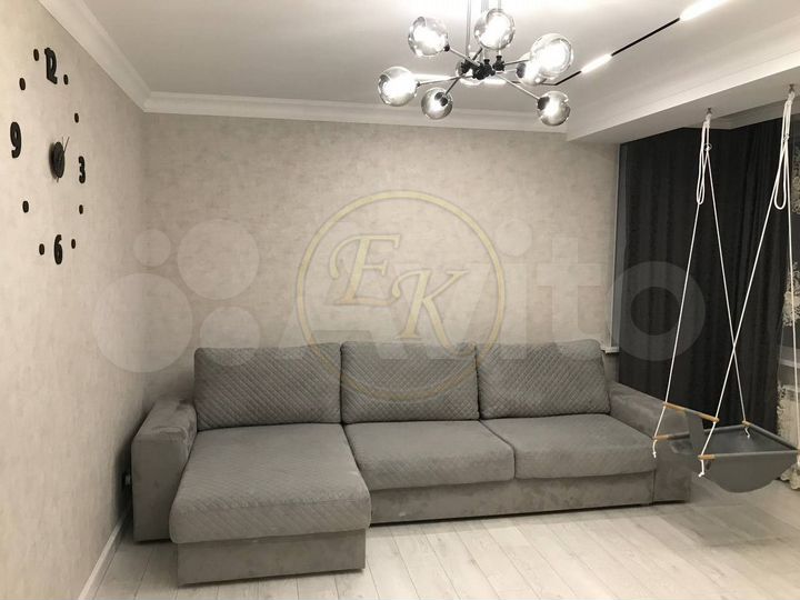 2-к. квартира, 73 м², 10/12 эт.