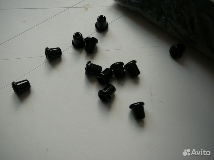 Швейная фурнитура (наконечники) пакетом