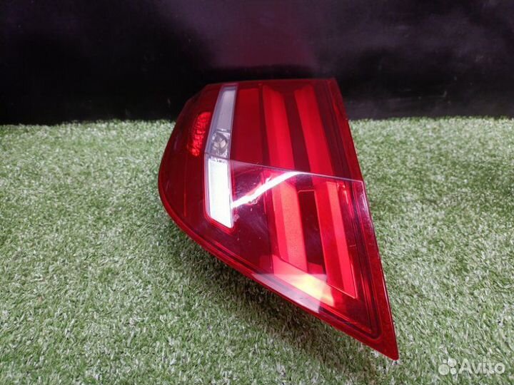 Фонарь в крышку багажника Bmw X5 F15