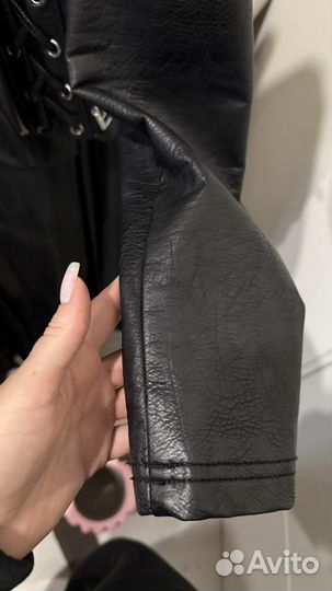 Кожаная куртка guess женская