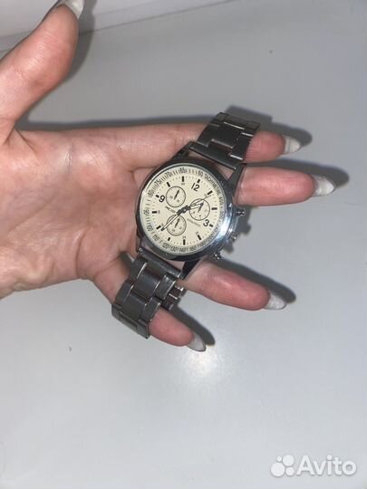 Наручные часы унисекс