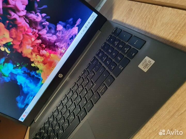 Ноутбук С гарантией. продажа в магазине