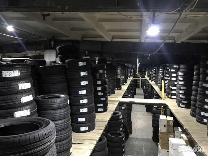 Sailun Atrezzo 4 Seasons 215/65 R16 102V