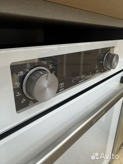 Электрический духовой шкаф