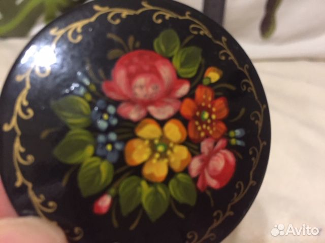 Брошь СССР в стиле Жостово