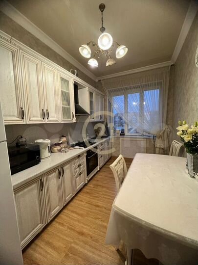 3-к. квартира, 96 м², 3/5 эт.