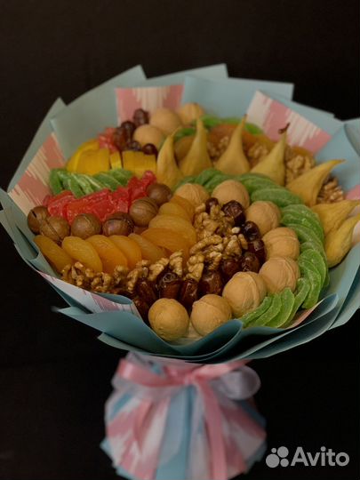 Букет из сухофруктов