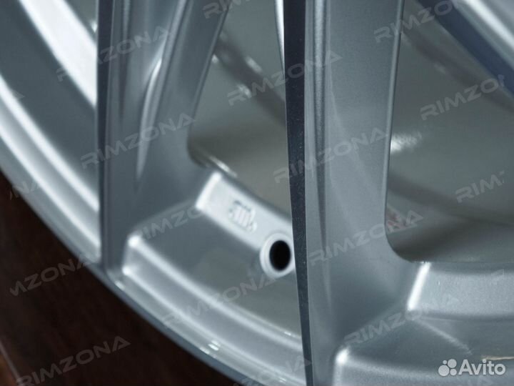 Литые диски R18 на Mitsubishi. Арт1817