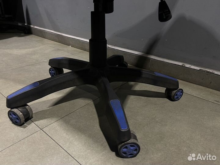 Игровое кресло thunderx3, игровое кресло Zgaming