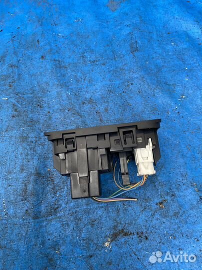 Renault megane 2 кнопка круиз контроля