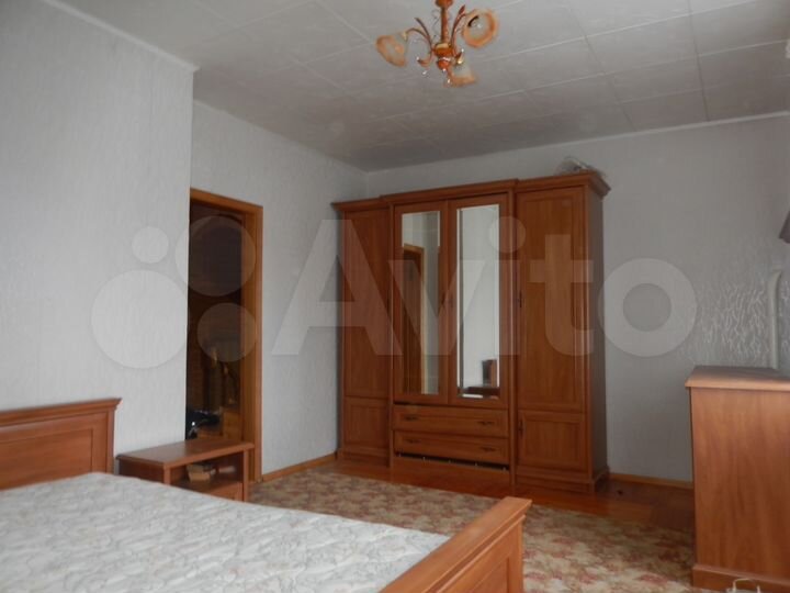 Дом 225 м² на участке 9 сот.