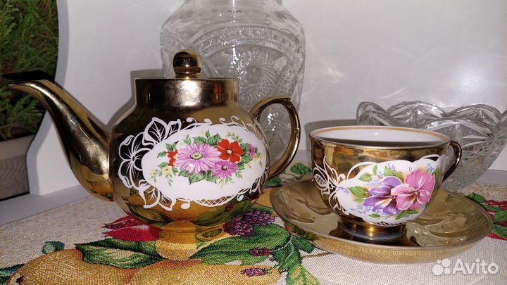 Дулево. Чайные пара и чайник