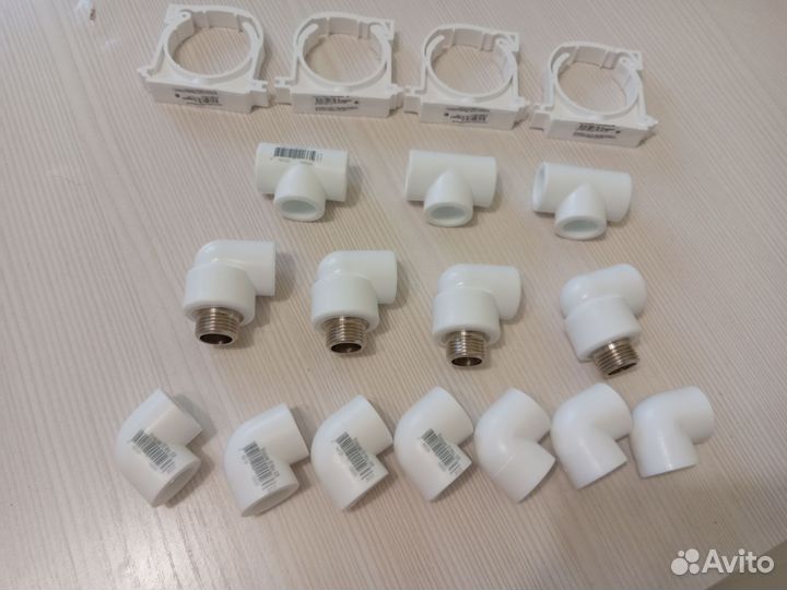 Гибкая подводка шланг Тройник Хомут угольник