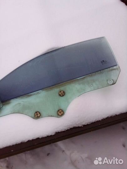 Стекло двери hyundai tiburon