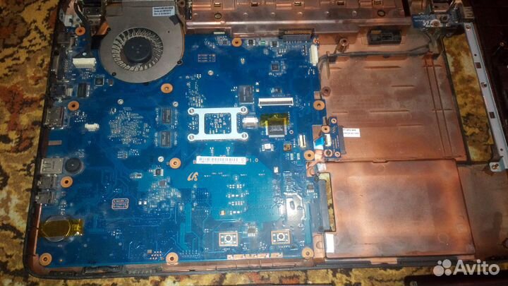 Ноутбук на запчасти Samsung r525