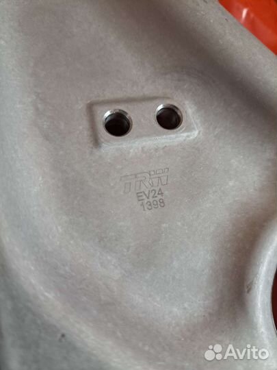 Рычаги передние VAG