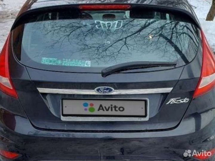 Крышка багажника Ford Fiesta Mk6 фиеста форд