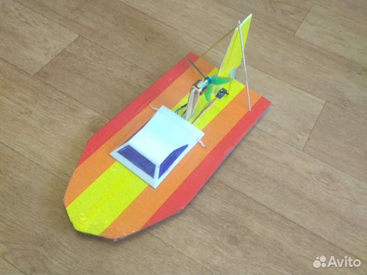 Радиоуправляемый аэроглиссер