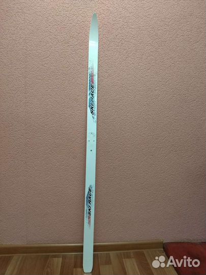 Беговые лыжи