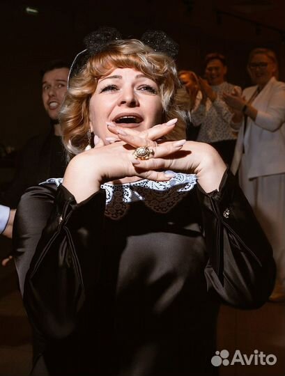 Ведущая, Поющая Тамада + Диджей