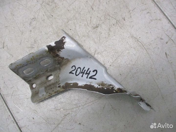 Кронштейн крепления крыла левый Volkswagen Polo 5