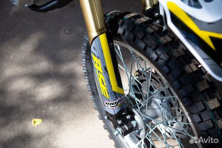 Мотоцикл кроссовый BSE Z3 (250 cc)