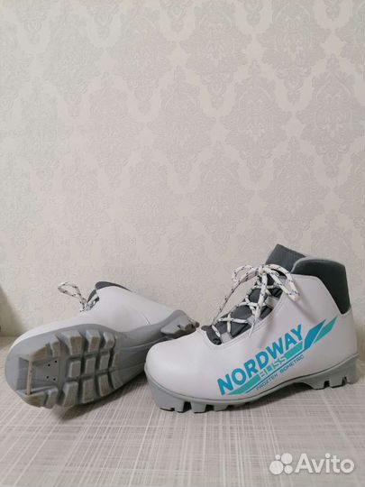 Лыжные ботинки Nordway 36р-р 23см