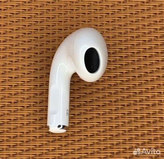 Наушник airpods 3 правый