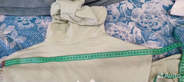 Костюм тройка на девочку 10-12 лет