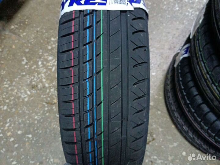 Viatti Strada Asimmetrico V-130 195/65 R15 91H