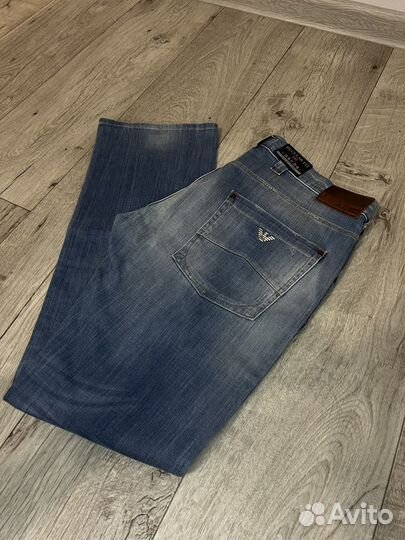 Джинсы новые Armani Jeans