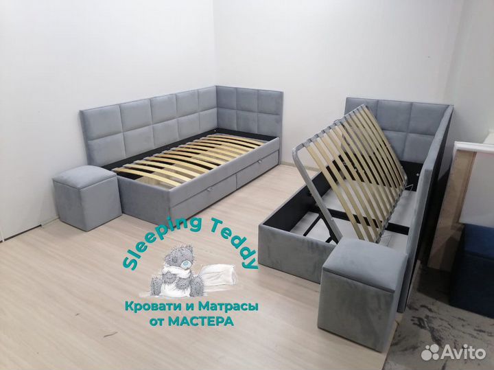 Детская кровать с мягкой спинкой