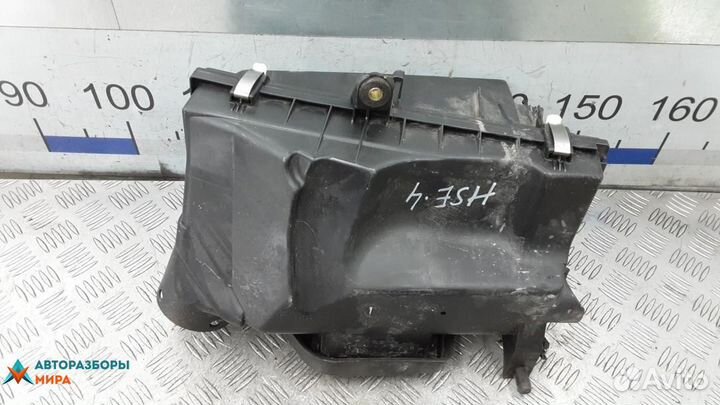 Корпус воздушного фильтра Volvo V40 рест. 2000
