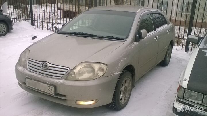 Форточка левая Corolla E120 седан