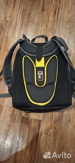 Школьный рюкзак