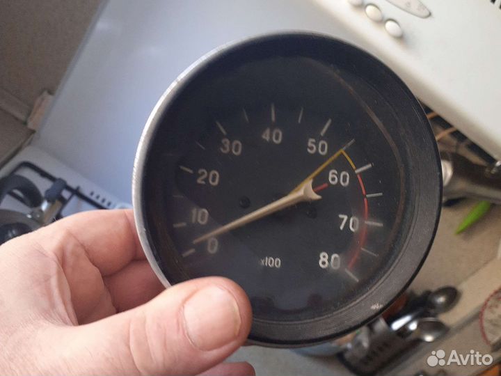 Указатель стрелочный Тахоме