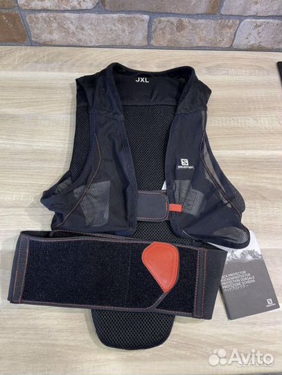 Защита спины Salomon