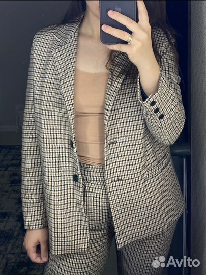 Женский брючный костюм 42-44 рр
