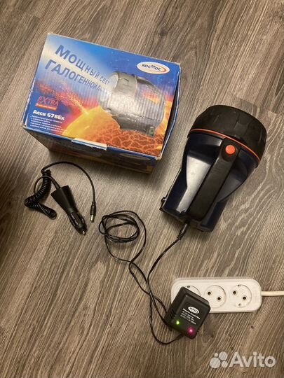 Фонарь б/у галогенный космос