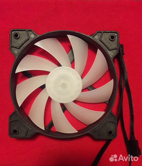 Вентилятор Cougar RGB