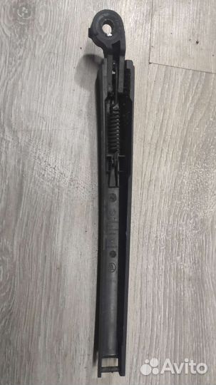 Поводок дворника задний шкода А5 универсал