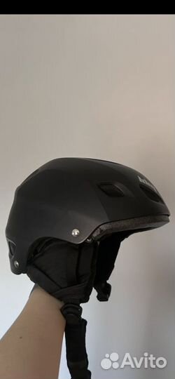 Шлем горнолыжный