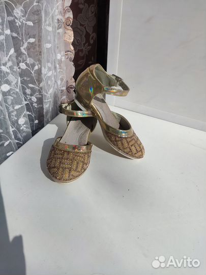 Туфли для девочки 23 размер