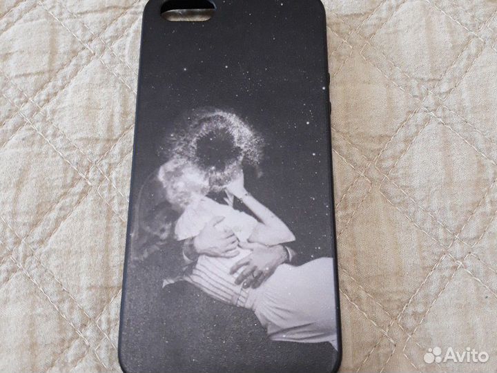 Чехлы на iPhone 5/5s