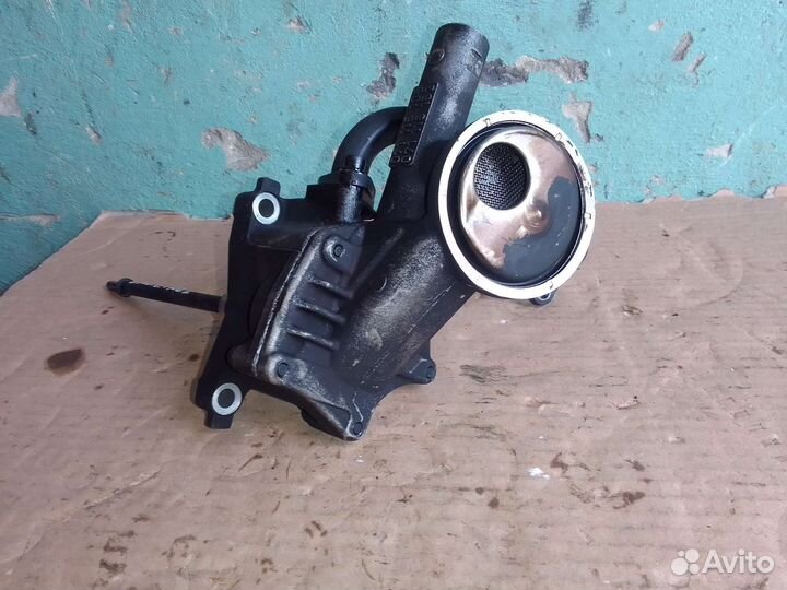 Насос масляный 2.3 Volkswagen Passat B5 AGZ VR5