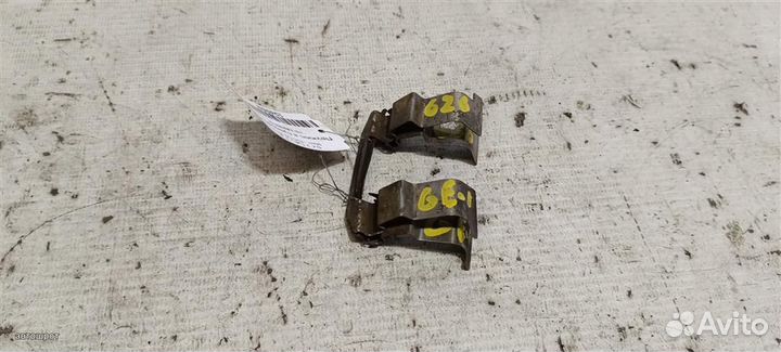 Пружинка суппорта переднего Mazda 626 GE 92-97г